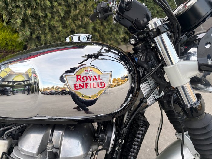 2021 Royal Enfield INTERCEPTOR 650 CHROME