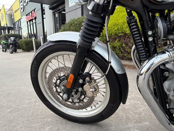 2021 Royal Enfield INTERCEPTOR 650 CHROME