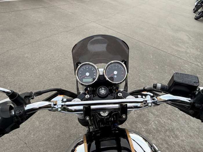 2021 Royal Enfield INTERCEPTOR 650 CHROME