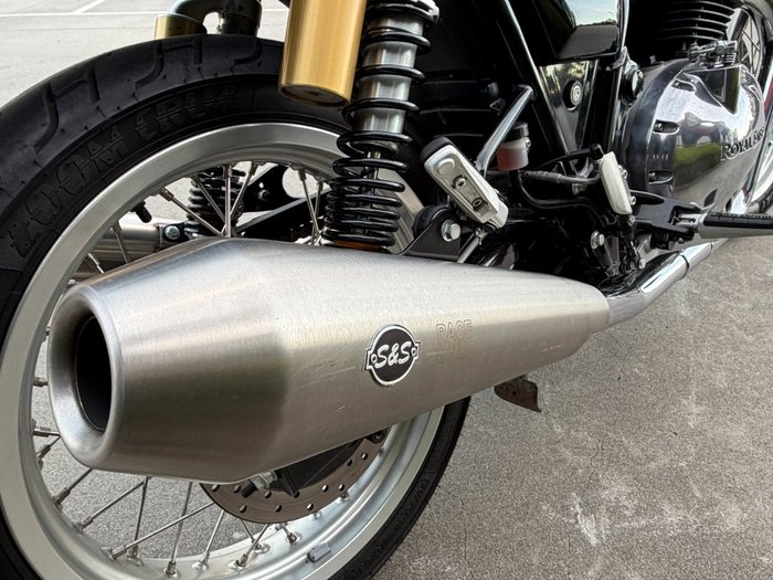 2021 Royal Enfield INTERCEPTOR 650 CHROME