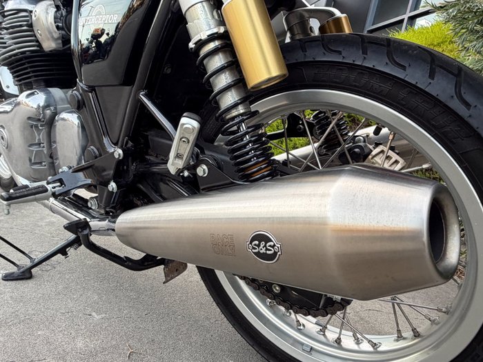 2021 Royal Enfield INTERCEPTOR 650 CHROME