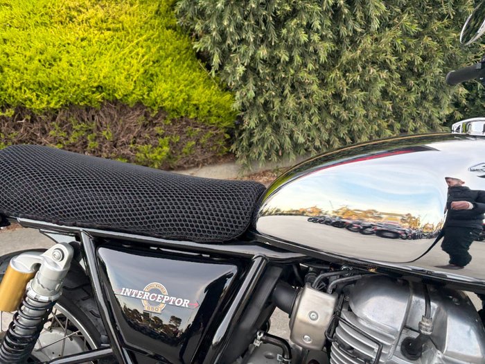 2021 Royal Enfield INTERCEPTOR 650 CHROME