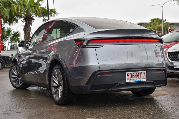 2025 Tesla Model Y Long Range