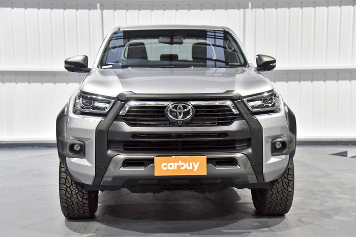 2023 Toyota Hilux Rogue