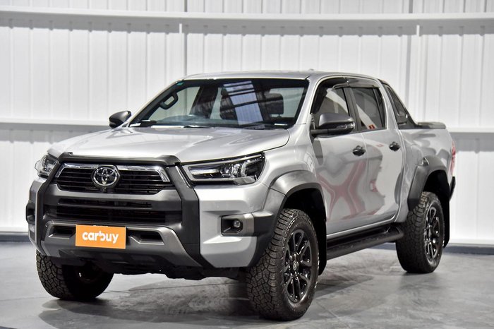 2023 Toyota Hilux Rogue