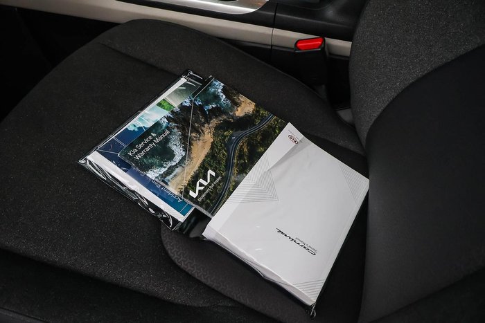2021 Kia Carnival S
