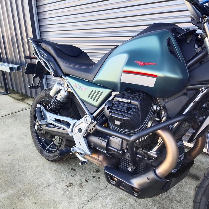 2023 Moto Guzzi V85 TT