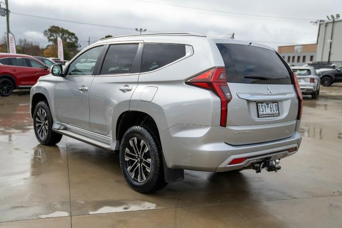 2020 Mitsubishi Pajero Sport GLS