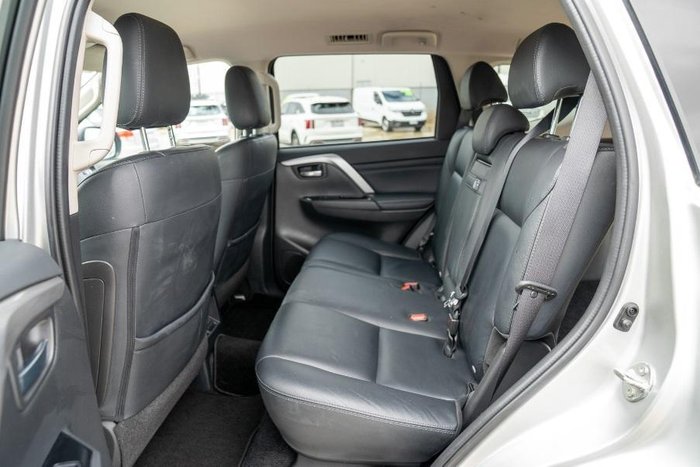2020 Mitsubishi Pajero Sport GLS