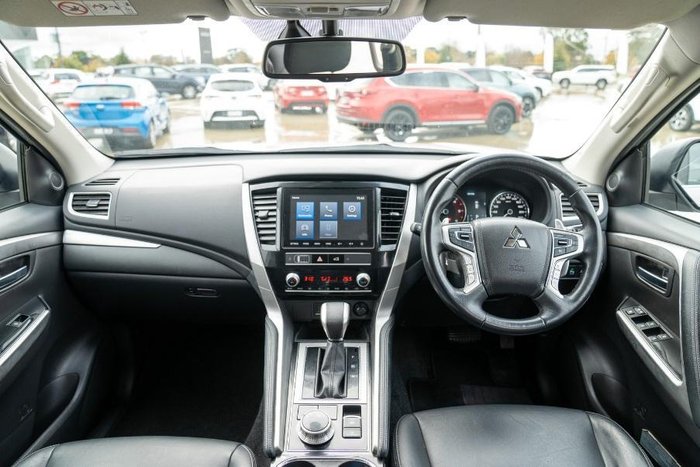 2020 Mitsubishi Pajero Sport GLS