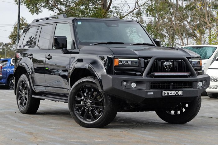 2025 Toyota Landcruiser Prado
