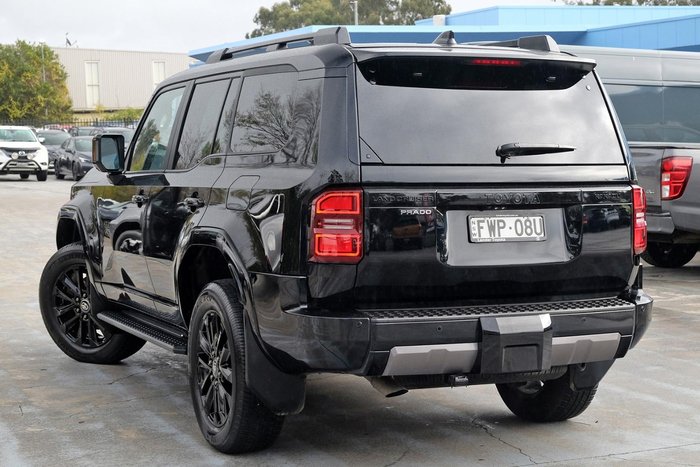 2025 Toyota Landcruiser Prado Kakadu