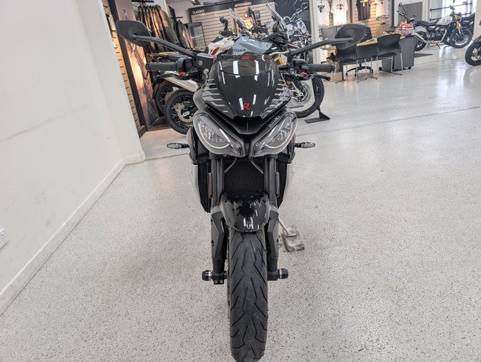 2022 Triumph STREET TRIPLE R