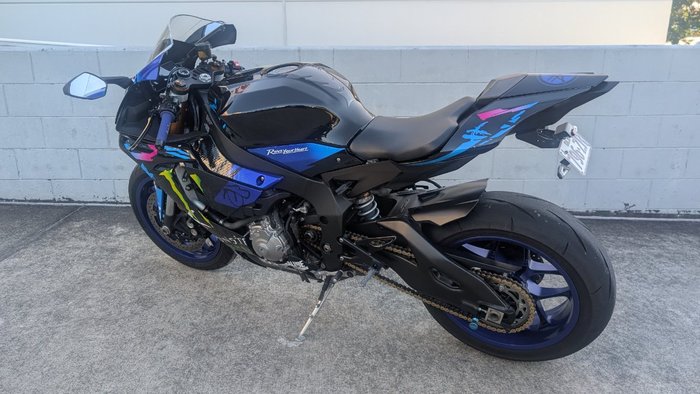 2016 Yamaha YZF-R1 Blue
