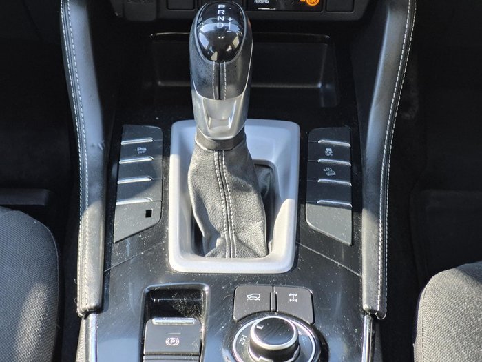 2022 Isuzu MU-X LS-U