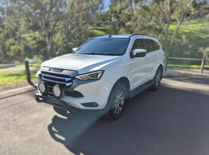 2022 Isuzu MU-X LS-U