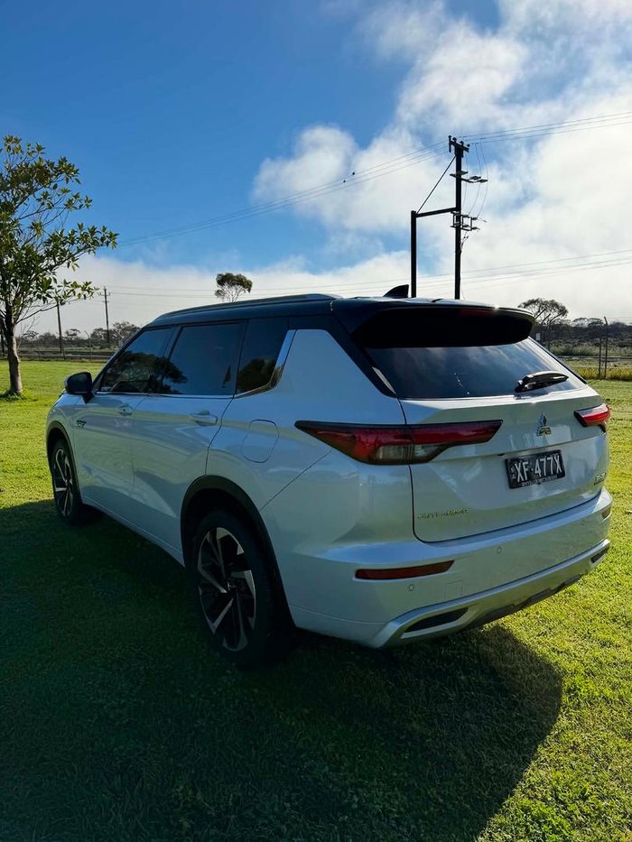 2025 Mitsubishi Outlander PHEV Exceed Tourer