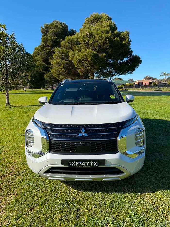 2025 Mitsubishi Outlander PHEV Exceed Tourer