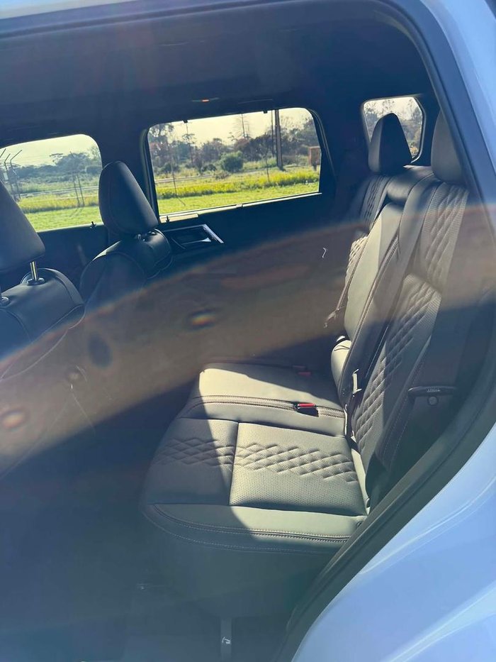 2025 Mitsubishi Outlander PHEV Exceed Tourer