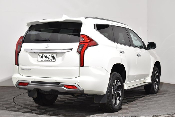 2024 Mitsubishi Pajero Sport Exceed