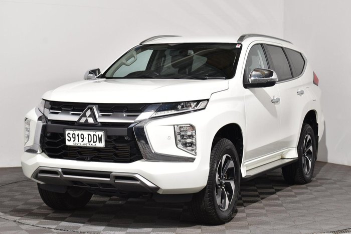 2024 Mitsubishi Pajero Sport Exceed