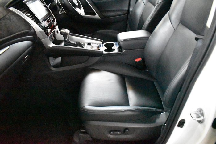 2024 Mitsubishi Pajero Sport Exceed