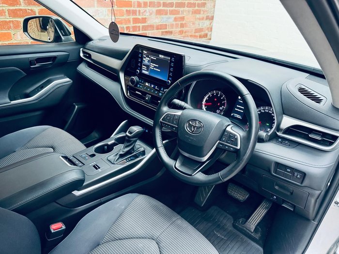 2022 Toyota Kluger GX