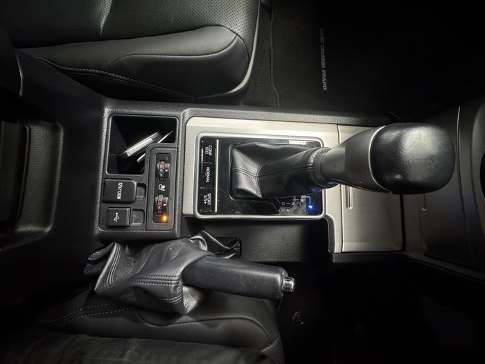 2022 Toyota Landcruiser Prado Kakadu
