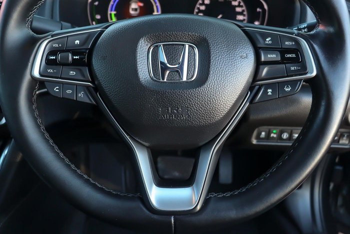 2022 Honda Accord VTi-LX