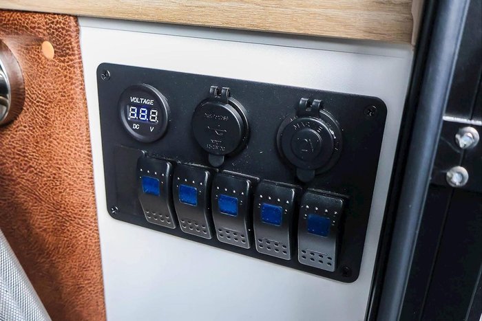 2026 Leader Caravans 2260_Cr_K1e7b_T Gold Le 22'6 3 Bunk