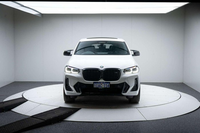 2023 BMW X4 M40i