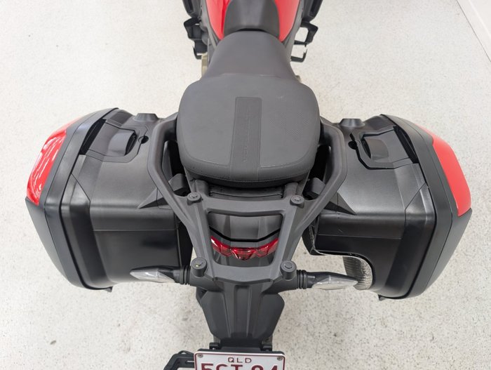2025 DUCATI MULTISTRADA V4 S Red
