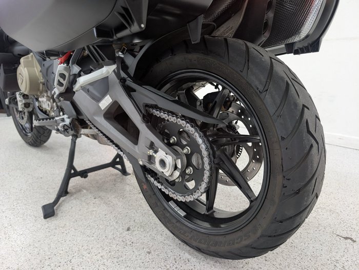 2025 DUCATI MULTISTRADA V4 S Red