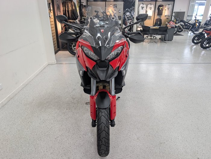 2025 DUCATI MULTISTRADA V4 S Red