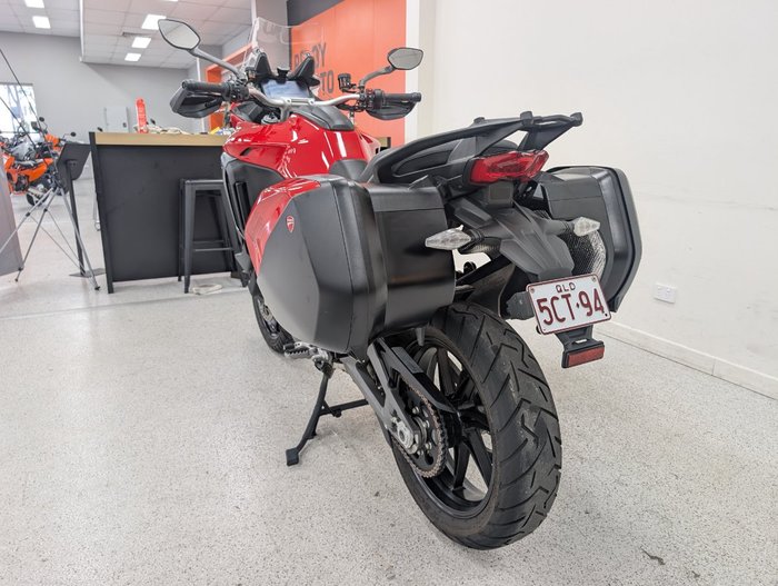 2025 DUCATI MULTISTRADA V4 S Red