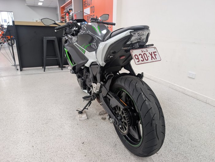 2022 Kawasaki NINJA 650L White