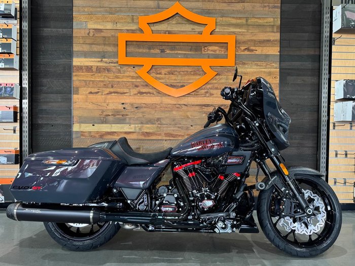 2026 Harley-Davidson CVO Street Glide ST 121 (FLHXSTSE)