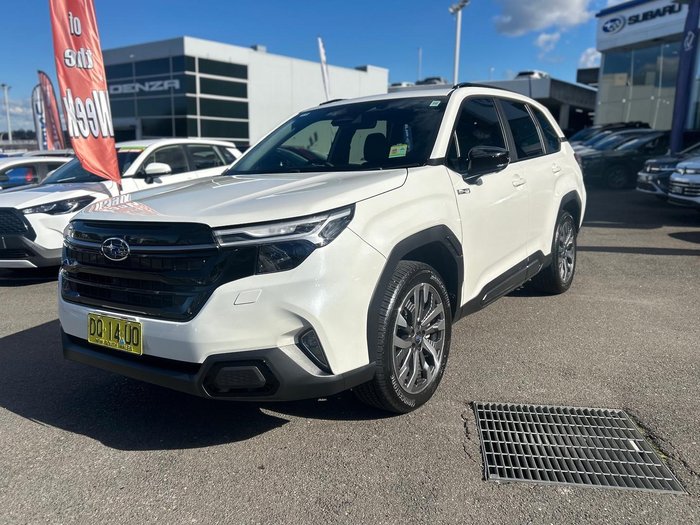2025 Subaru Forester Hybrid Touring