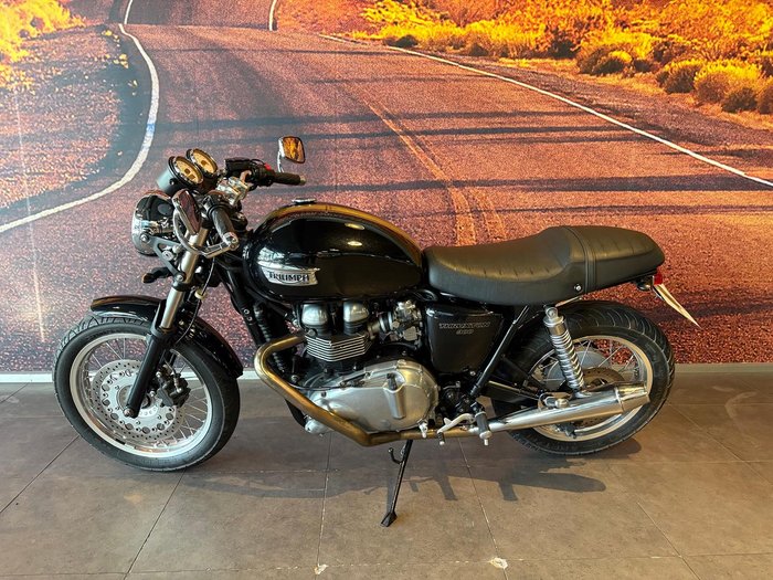 2015 Triumph Thruxton 900 Thruxton Black