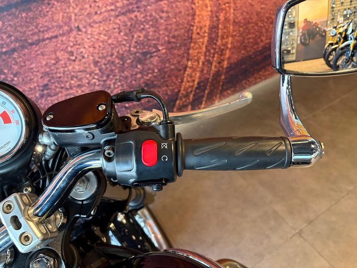2015 Triumph Thruxton 900 Thruxton Black