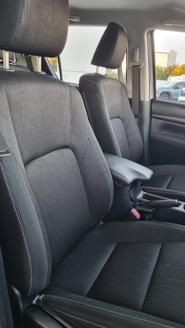 2019 Toyota Hilux SR
