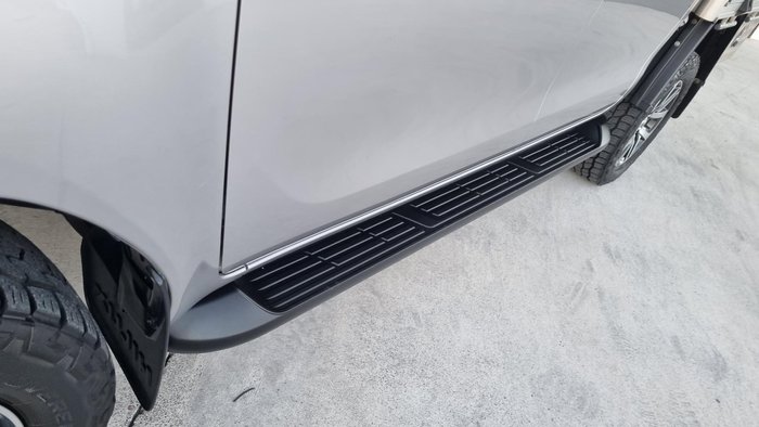 2019 Toyota Hilux SR