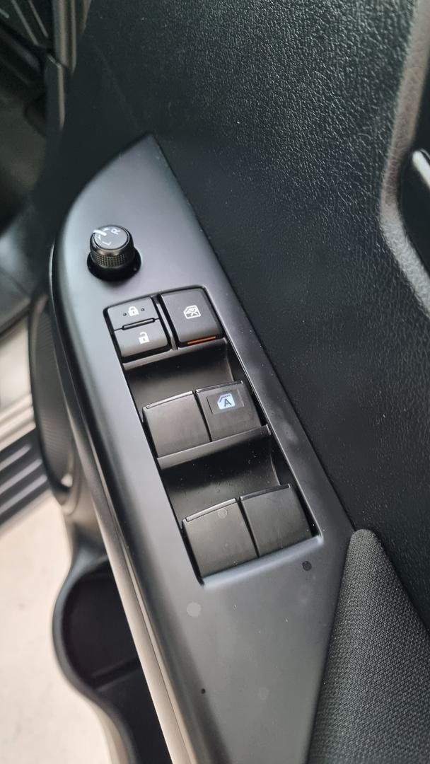 2019 Toyota Hilux SR