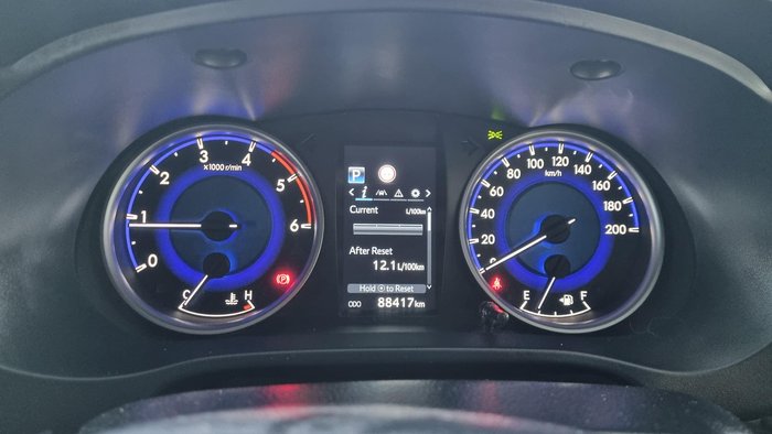 2019 Toyota Hilux SR