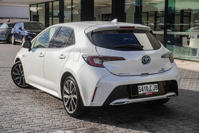 2020 Toyota Corolla ZR Hybrid