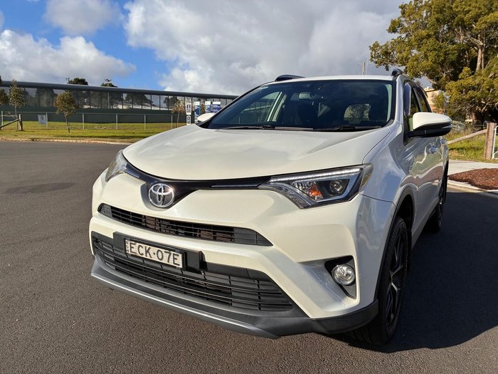 2017 Toyota RAV4 GXL