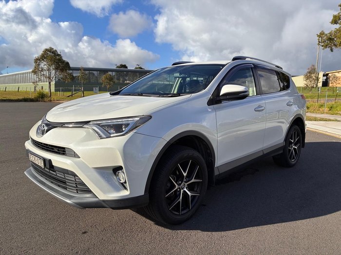 2017 Toyota RAV4 GXL
