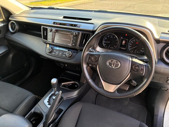 2017 Toyota RAV4 GXL