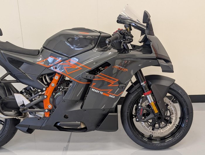 2026 KTM 990 RC R RC Black