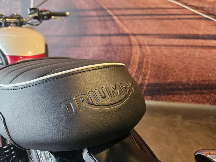 2025 Triumph Bonneville T120 Bonneville Red